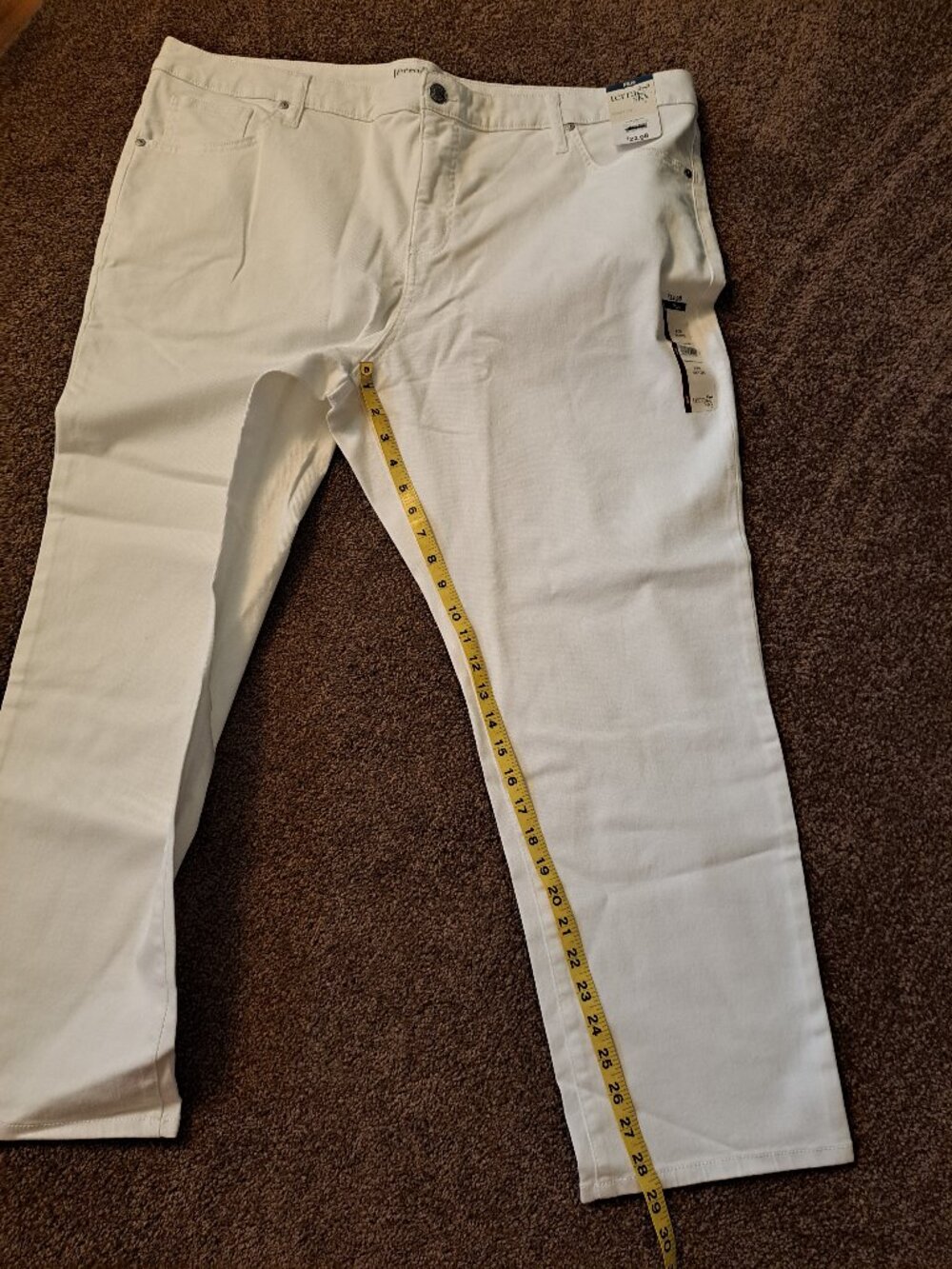 NWT Terra & Sky brand women's white denim straight-leg jeans with preppy style. - Picture 9 of 10